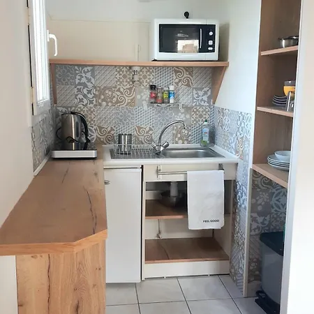 Studio, 2 Personnes Lit En Mezzanine * Angers
